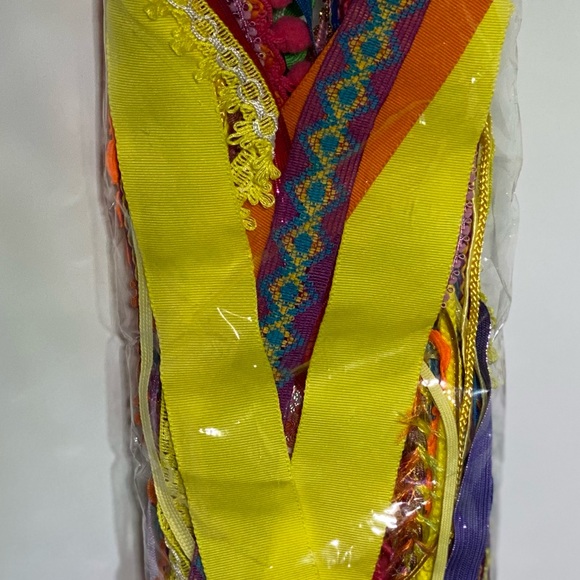 🆕Craft Decor 50 piece Ribbon & Trim Medley - Picture 2 of 3